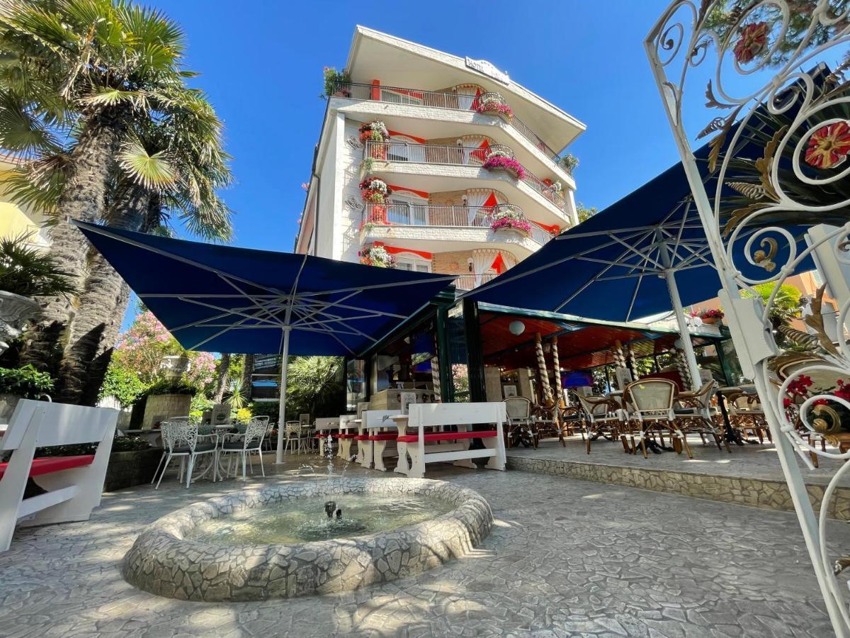 Milton Boutique Hotel - Adults Only Лидо-ди-Езоло Экстерьер фото