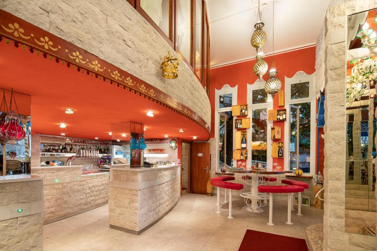 Milton Boutique Hotel - Adults Only Лидо-ди-Езоло Экстерьер фото