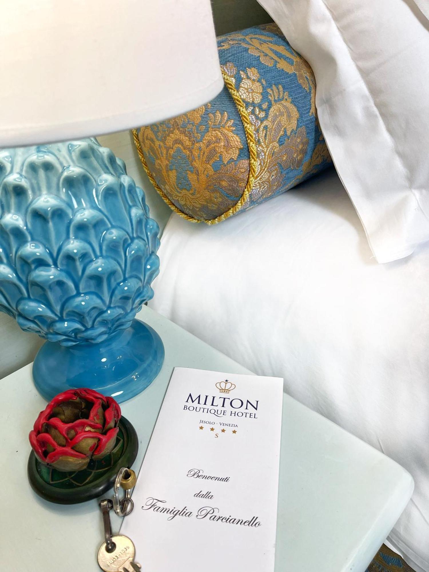 Milton Boutique Hotel - Adults Only Лидо-ди-Езоло Экстерьер фото