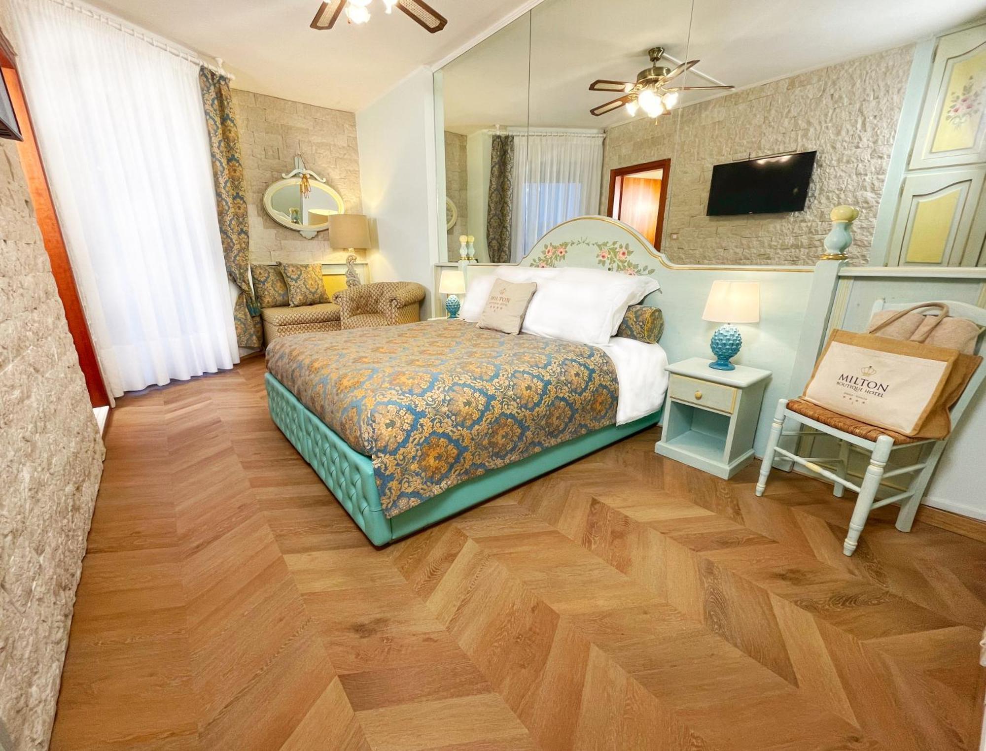 Milton Boutique Hotel - Adults Only Лидо-ди-Езоло Экстерьер фото